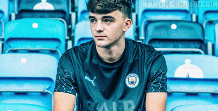 Man city hotsell balr kit
